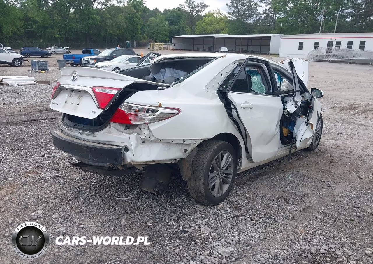 2017 Toyota Camry Se VIN:4T1BF1FK6HU278617 - 4