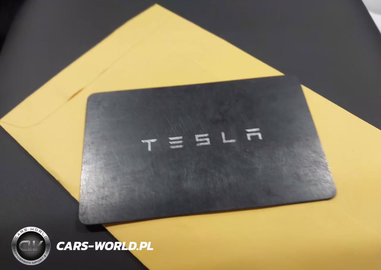 2025 Tesla Model 3 Performance All-Wheel Drive VIN:5YJ3E1ET3SF971988 - 11