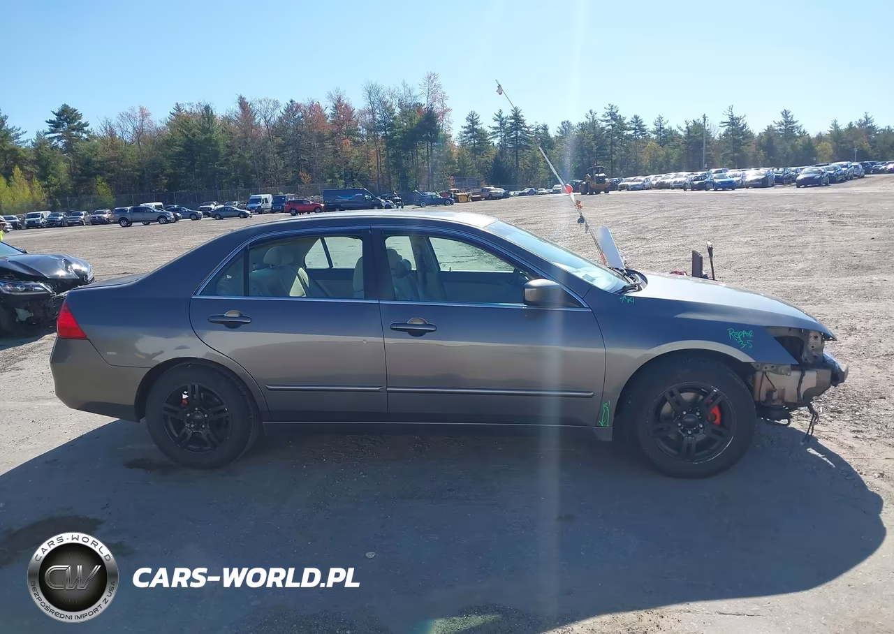 2007 Honda Accord 2.4 Ex VIN:1HGCM56717A000470 - 14