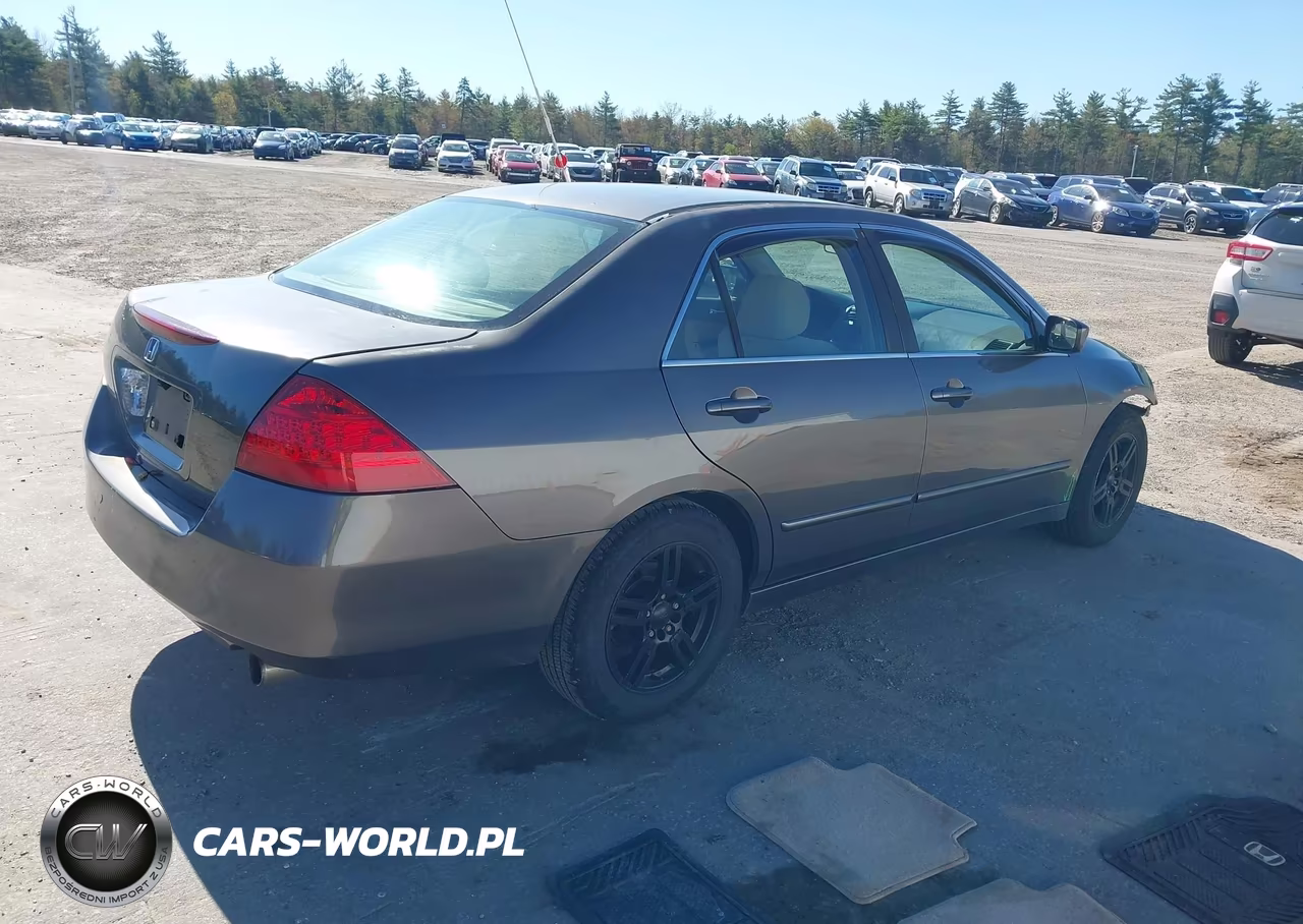 2007 Honda Accord 2.4 Ex VIN:1HGCM56717A000470 - 4