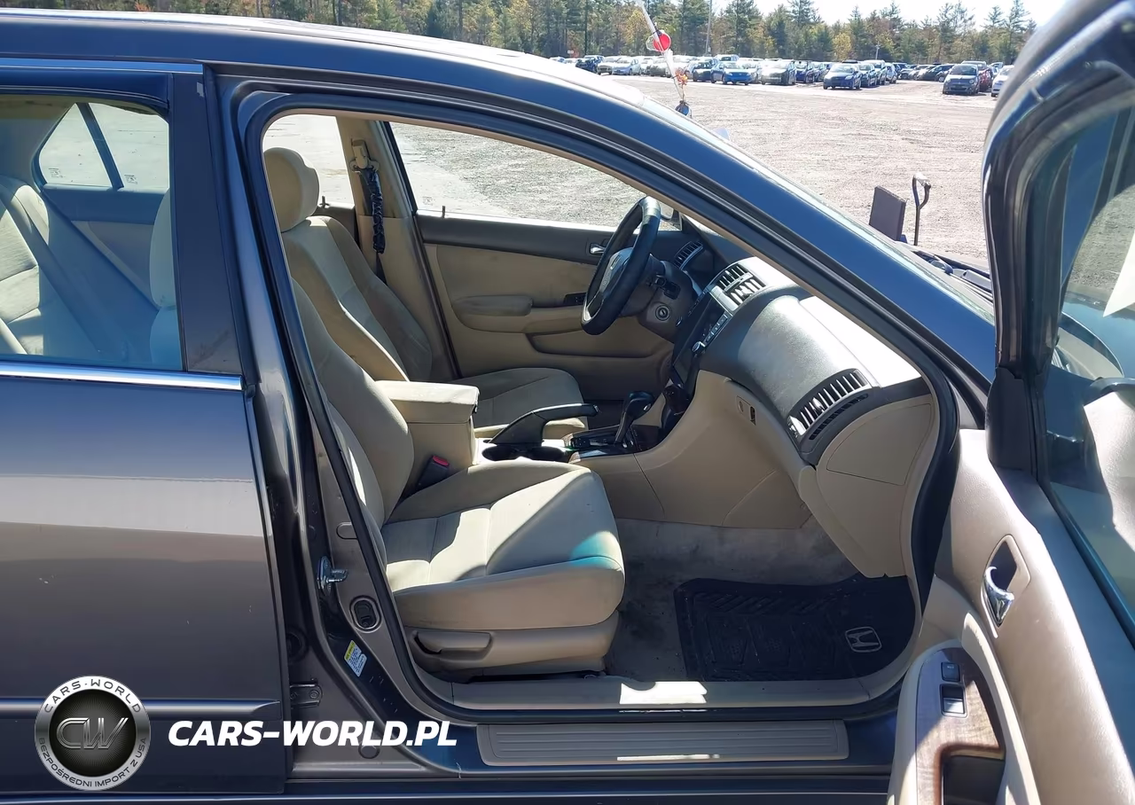 2007 Honda Accord 2.4 Ex VIN:1HGCM56717A000470 - 5