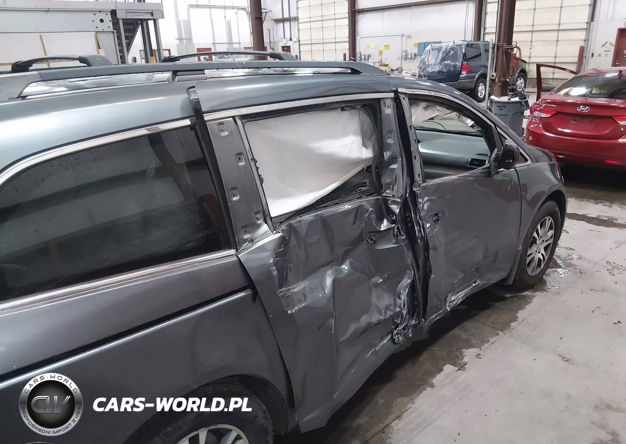 2011 Honda Odyssey Ex-L VIN:5FNRL5H65BB030555 - 19