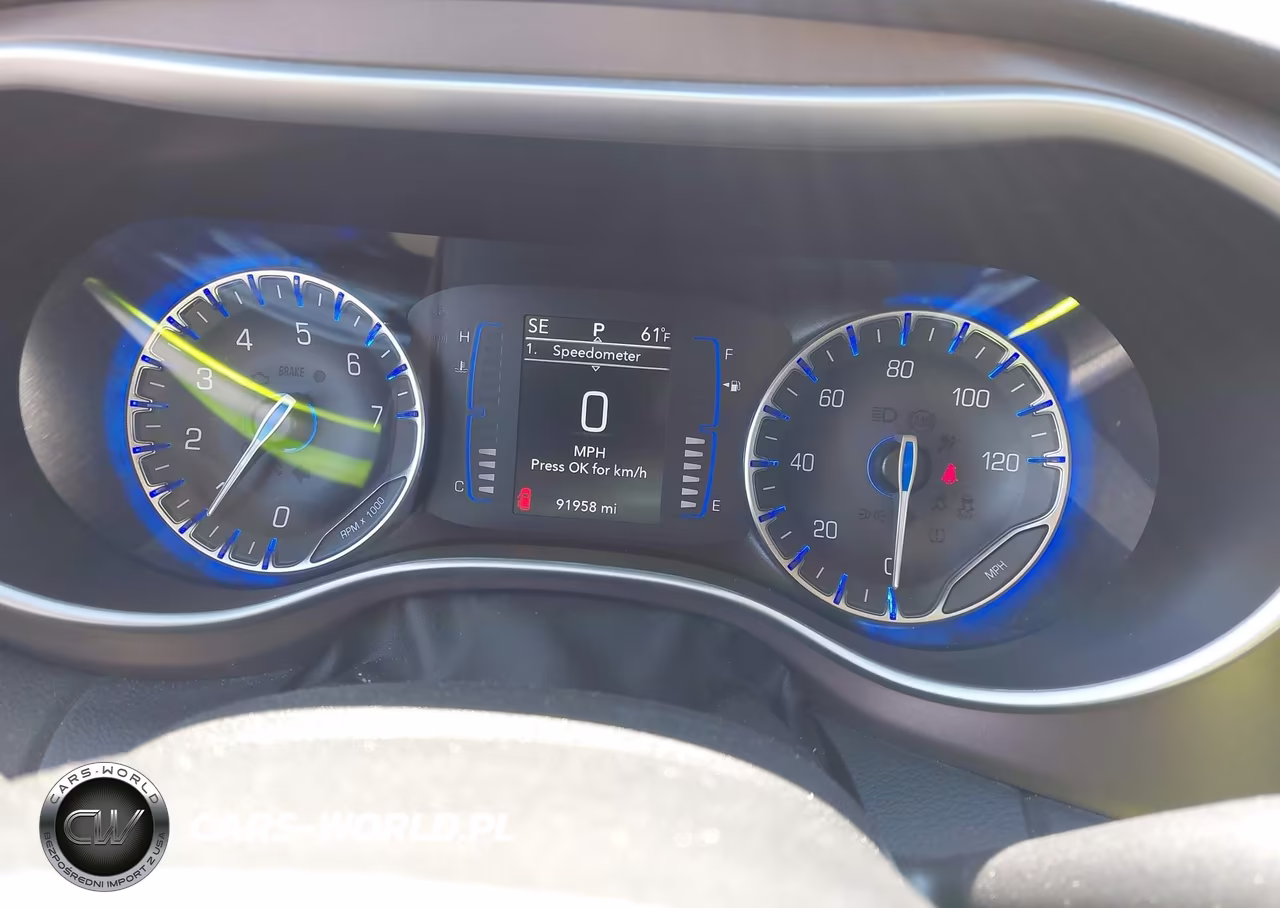 2020 Chrysler Voyager Lx VIN:2C4RC1CG9LR192199 - 7