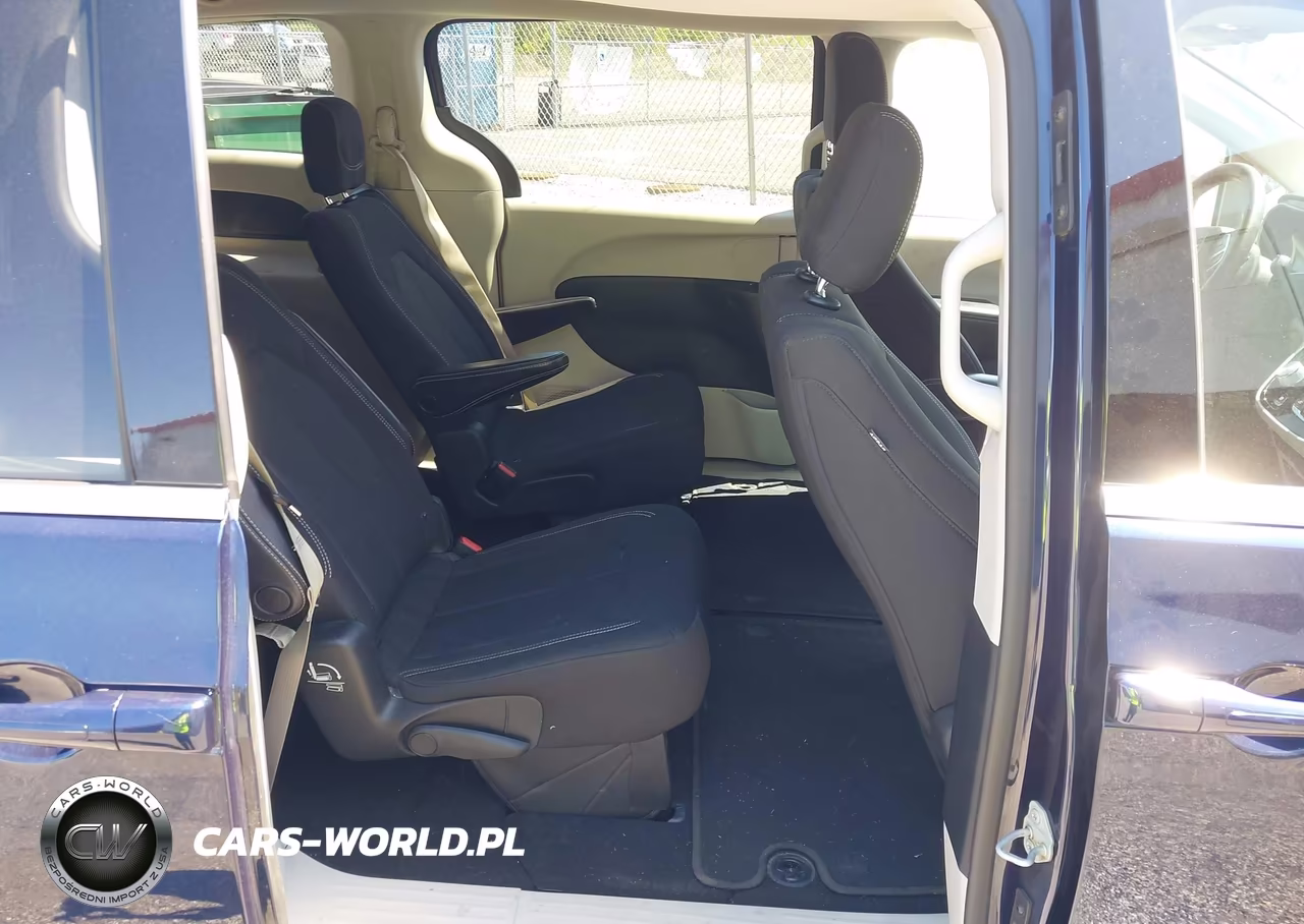 2020 Chrysler Voyager Lx VIN:2C4RC1CG9LR192199 - 8