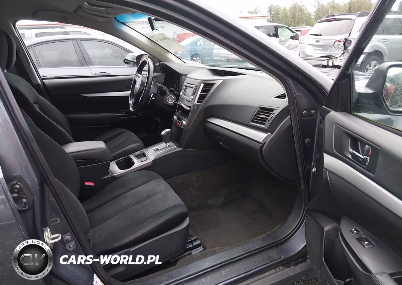 2014 Subaru Outback 2.5I Premium VIN:4S4BRBCC8E3325755 - 17