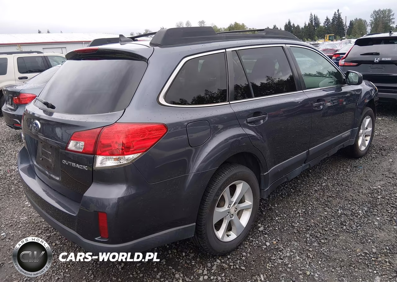 2014 Subaru Outback 2.5I Premium VIN:4S4BRBCC8E3325755 - 4