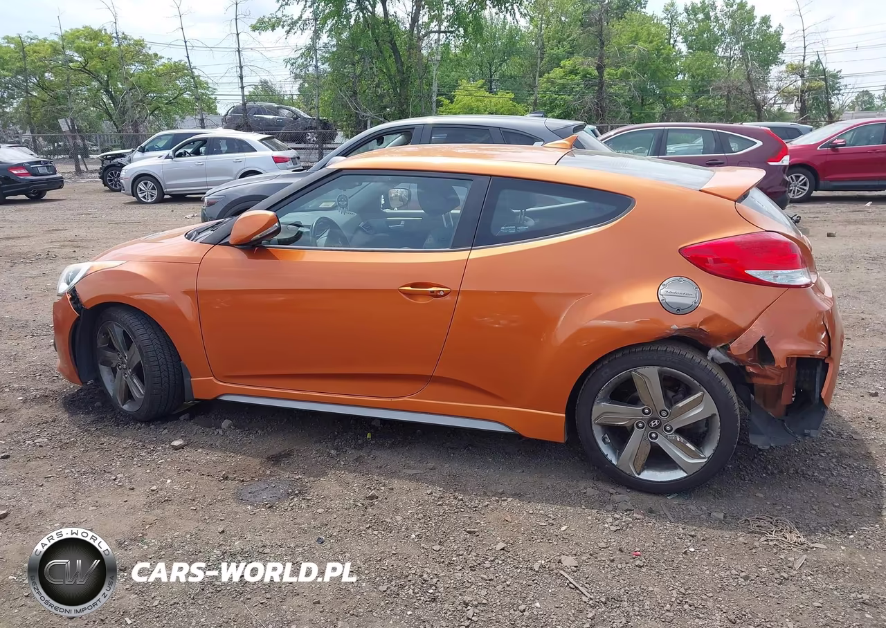 2015 Hyundai Veloster Turbo VIN:KMHTC6AE7FU216488 - 14