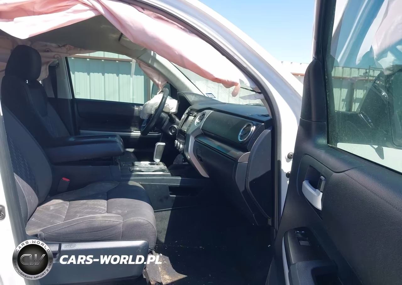 2018 Toyota Tundra Sr5 5.7L V8 VIN:5TFEY5F13JX239028 - 5