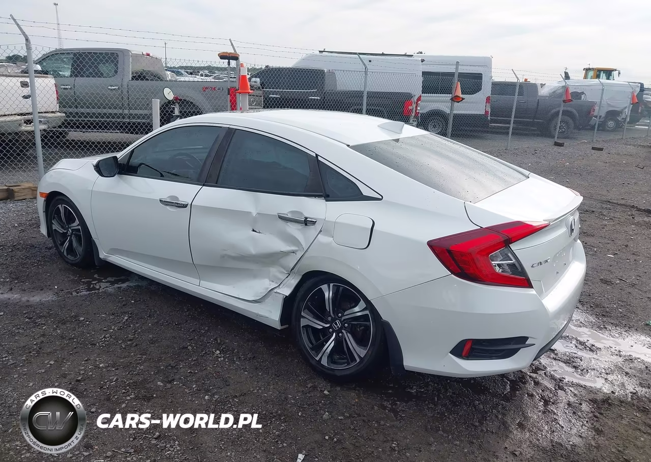2017 Honda Civic Touring VIN:19XFC1F95HE032152 - 3