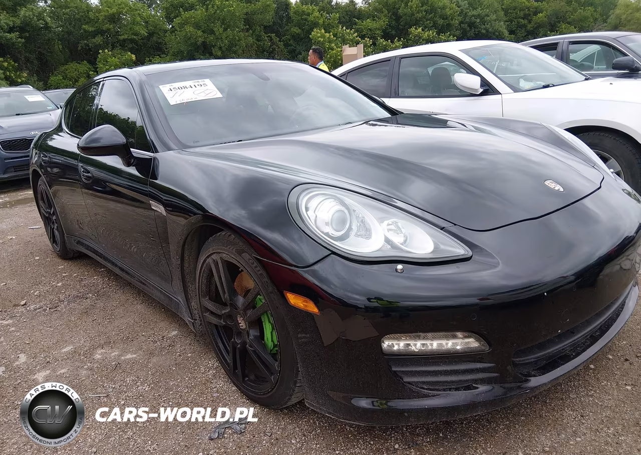 Główne zdjęcie 2011 Porsche Panamera 4