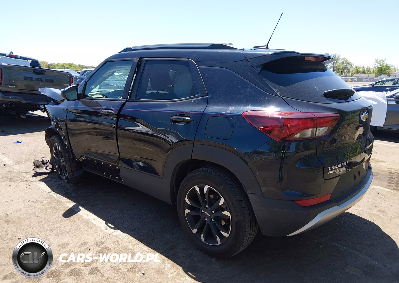 2021 Chevrolet Trailblazer Awd Lt VIN:KL79MRSLXMB087856 - 3