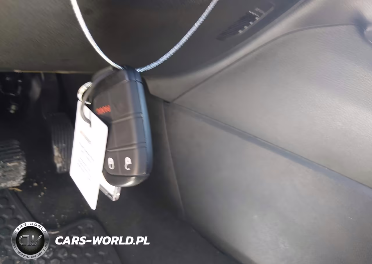 2025 Jeep Compass Trailhawk 4X4 VIN:3C4NJDDN6ST621815 - 11