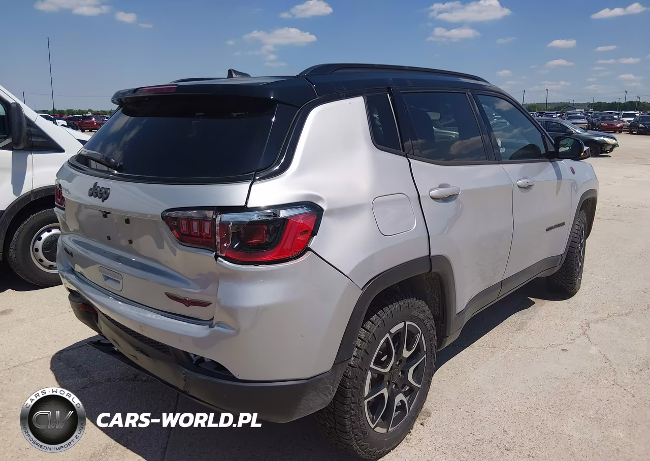 2025 Jeep Compass Trailhawk 4X4 VIN:3C4NJDDN6ST621815 - 4