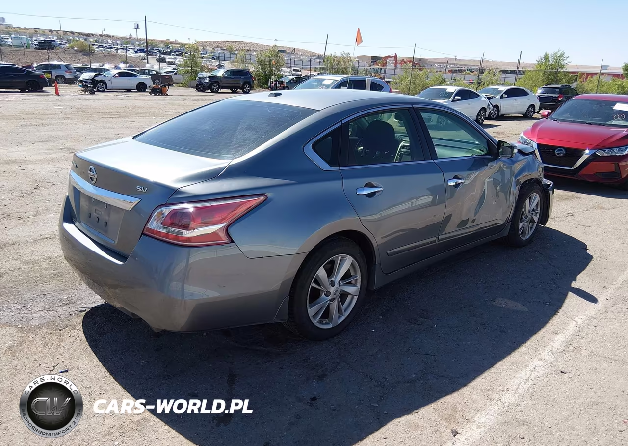 2015 Nissan Altima 2.5 Sv VIN:1N4AL3AP1FC483018 - 4