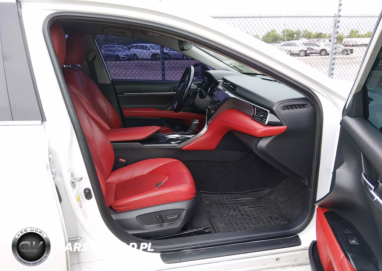 2019 Toyota Camry Xse VIN:4T1B61HK1KU697883 - 5
