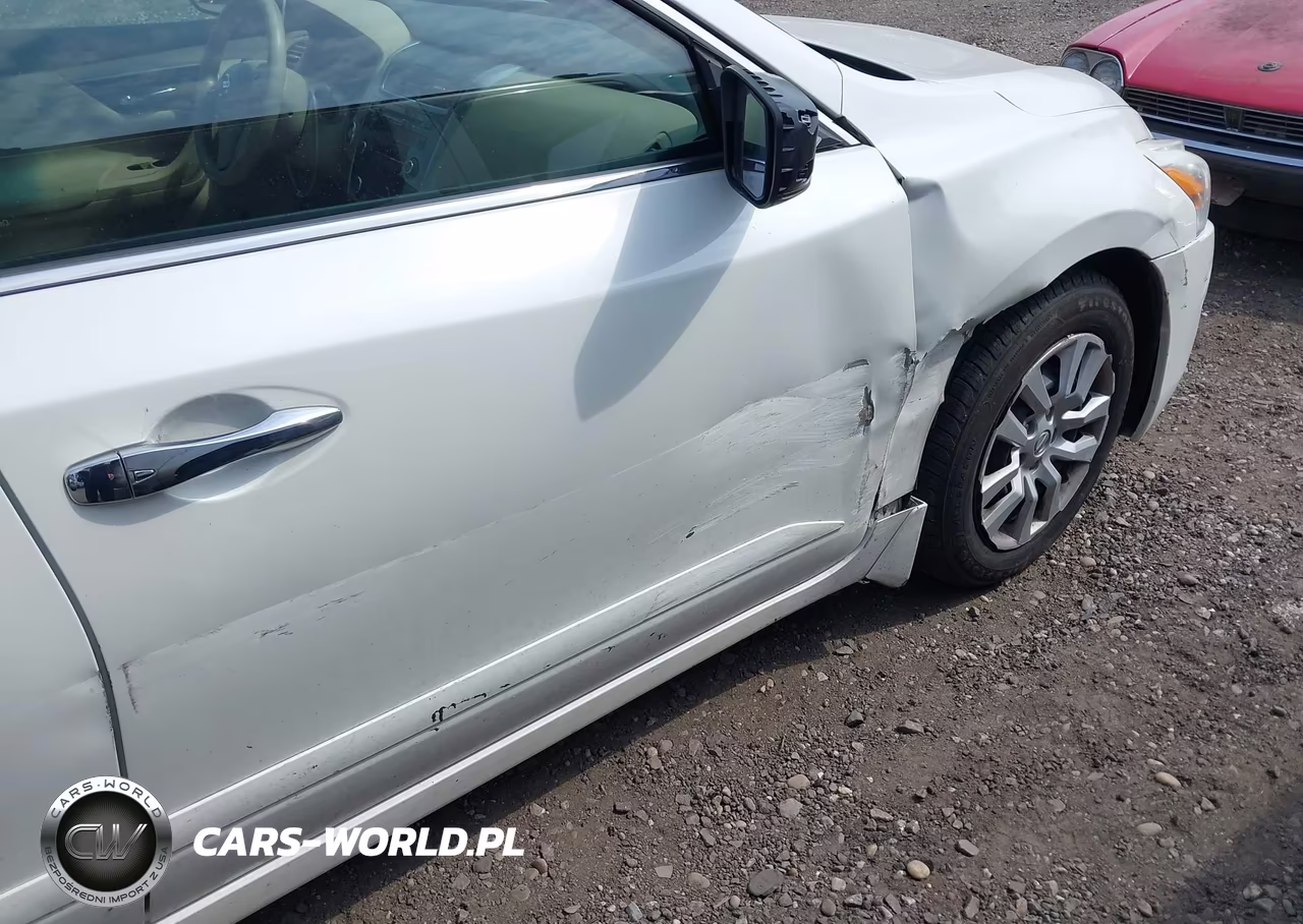2014 Nissan Altima 2.5 S VIN:1N4AL3AP8EN349397 - 6