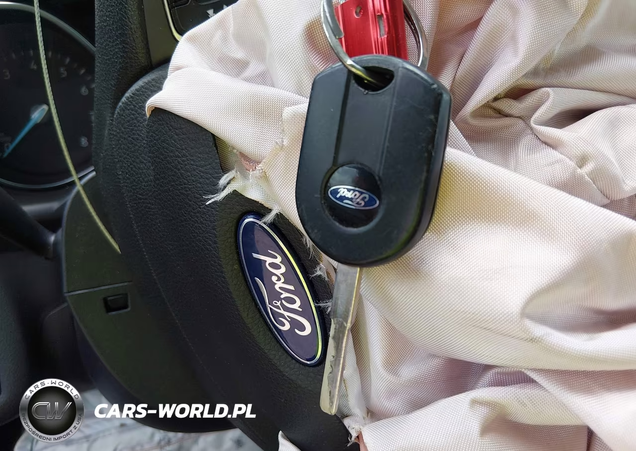 2018 Ford Escape S VIN:1FMCU0F70JUA09387 - 11