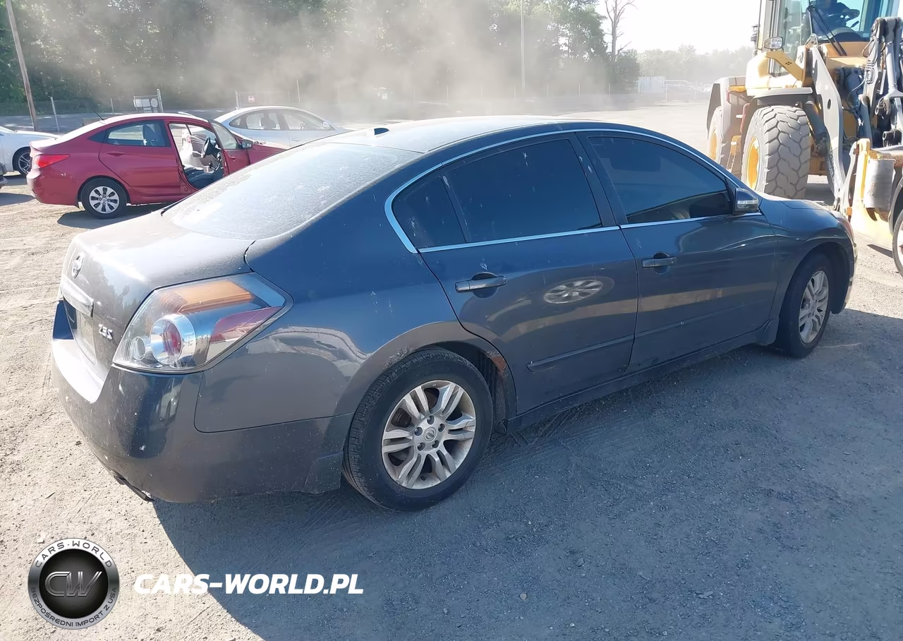 2010 Nissan Altima 2.5 S VIN:1N4AL2APXAN542946 - 4