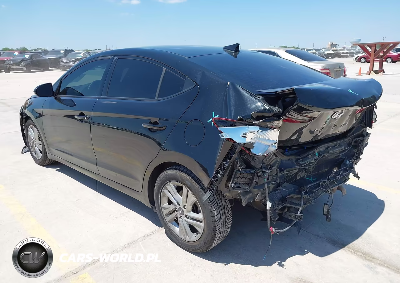 2020 Hyundai Elantra Sel VIN:5NPD84LF5LH580886 - 3