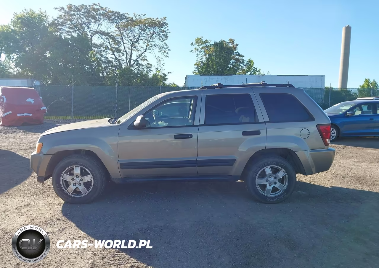 2005 Jeep Grand Cherokee Laredo VIN:1J4GR48K75C691173 - 14