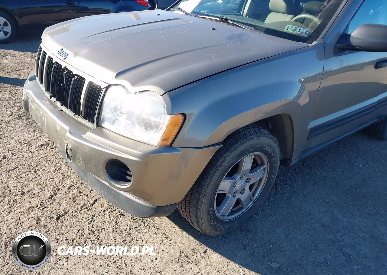 2005 Jeep Grand Cherokee Laredo VIN:1J4GR48K75C691173 - 6