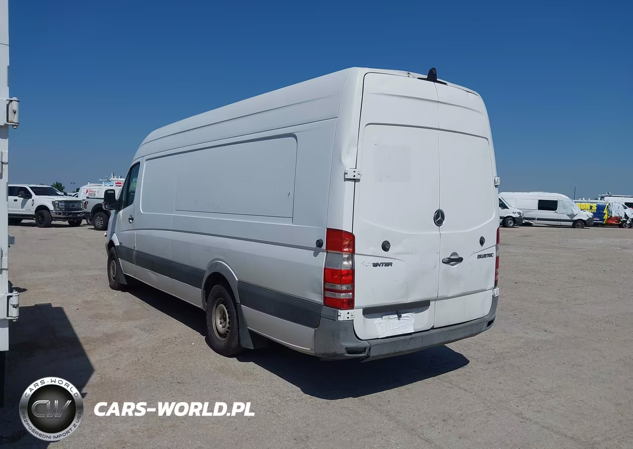 2011 Mercedes-Benz Sprinter 2500 High Roof VIN:WD3PE8CC1B5587068 - 3