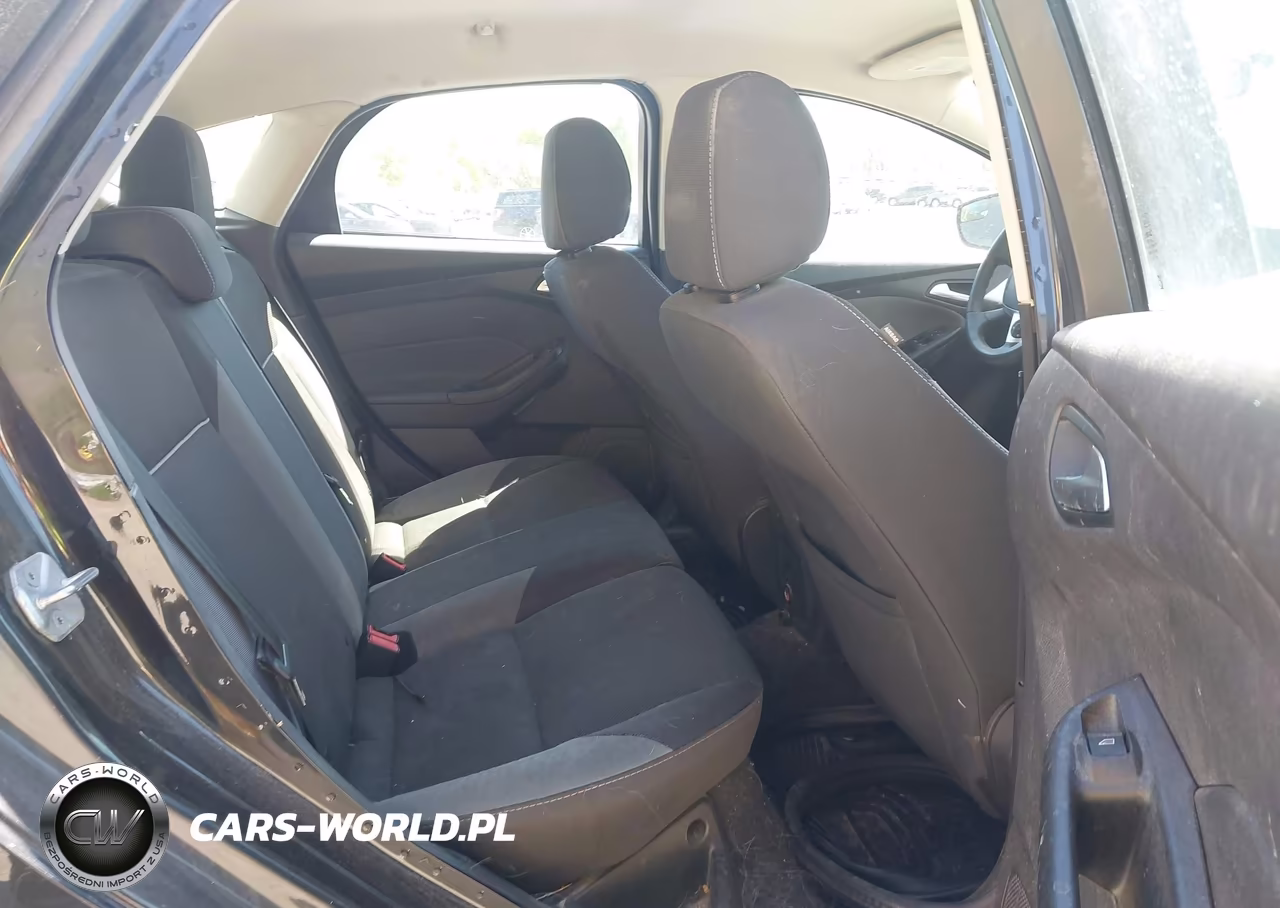 2014 Ford Focus Se VIN:1FADP3K26EL174647 - 8