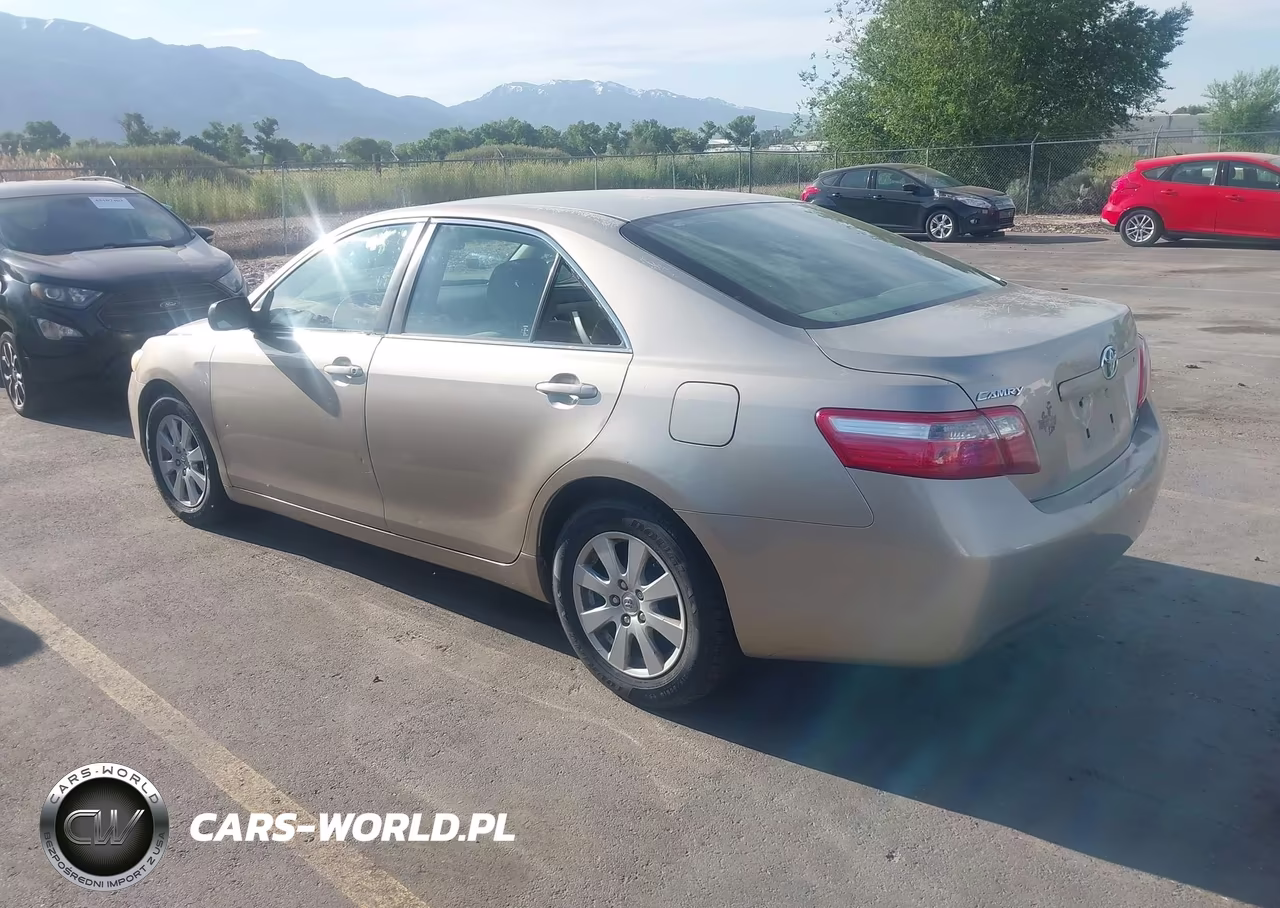 2007 Toyota Camry Xle VIN:JTNBE46KX73121424 - 3