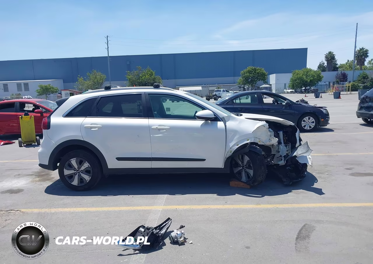 2019 Kia Niro Plug-In Hybrid Lx VIN:KNDCM3LDXK5325567 - 14