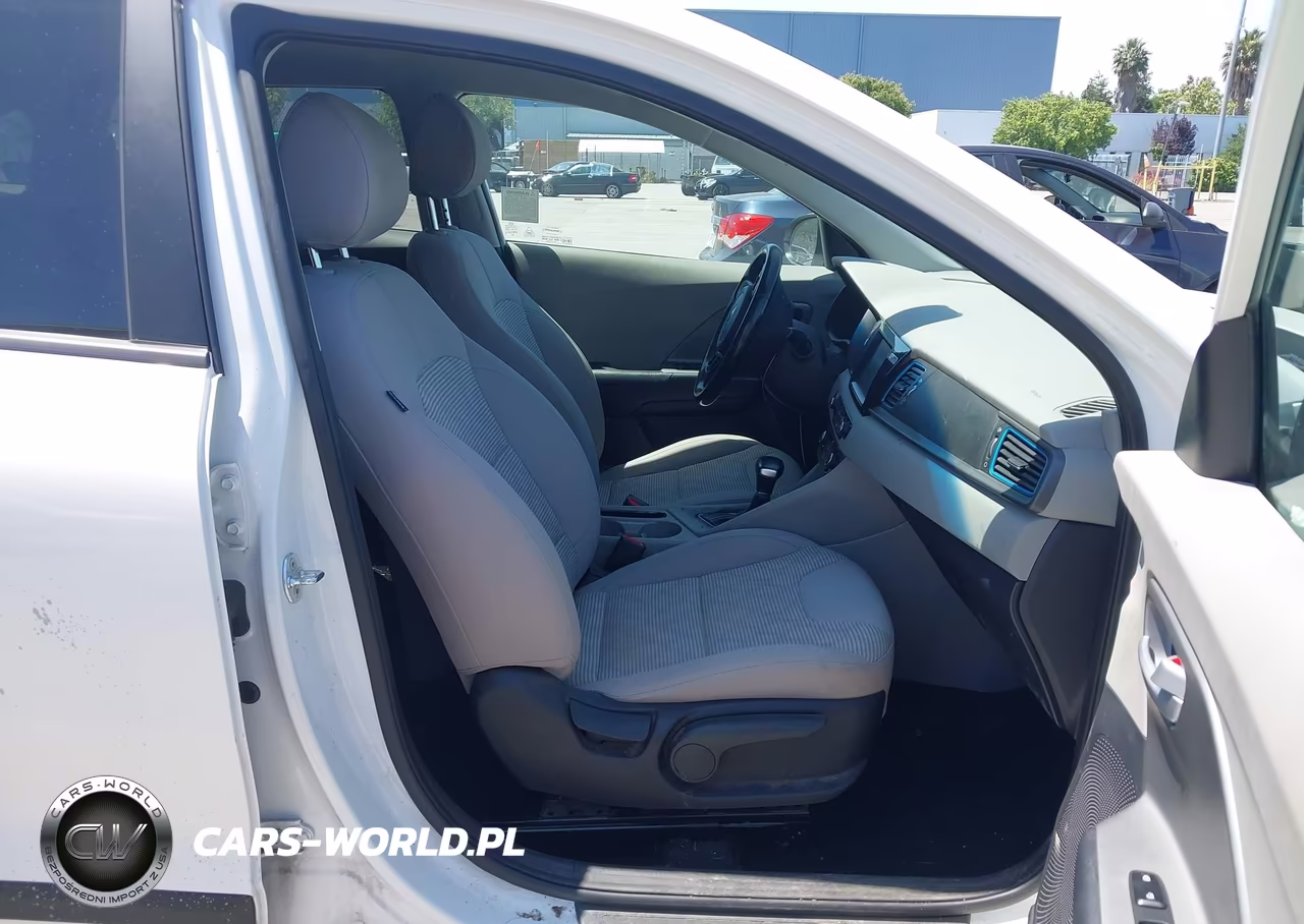 2019 Kia Niro Plug-In Hybrid Lx VIN:KNDCM3LDXK5325567 - 5