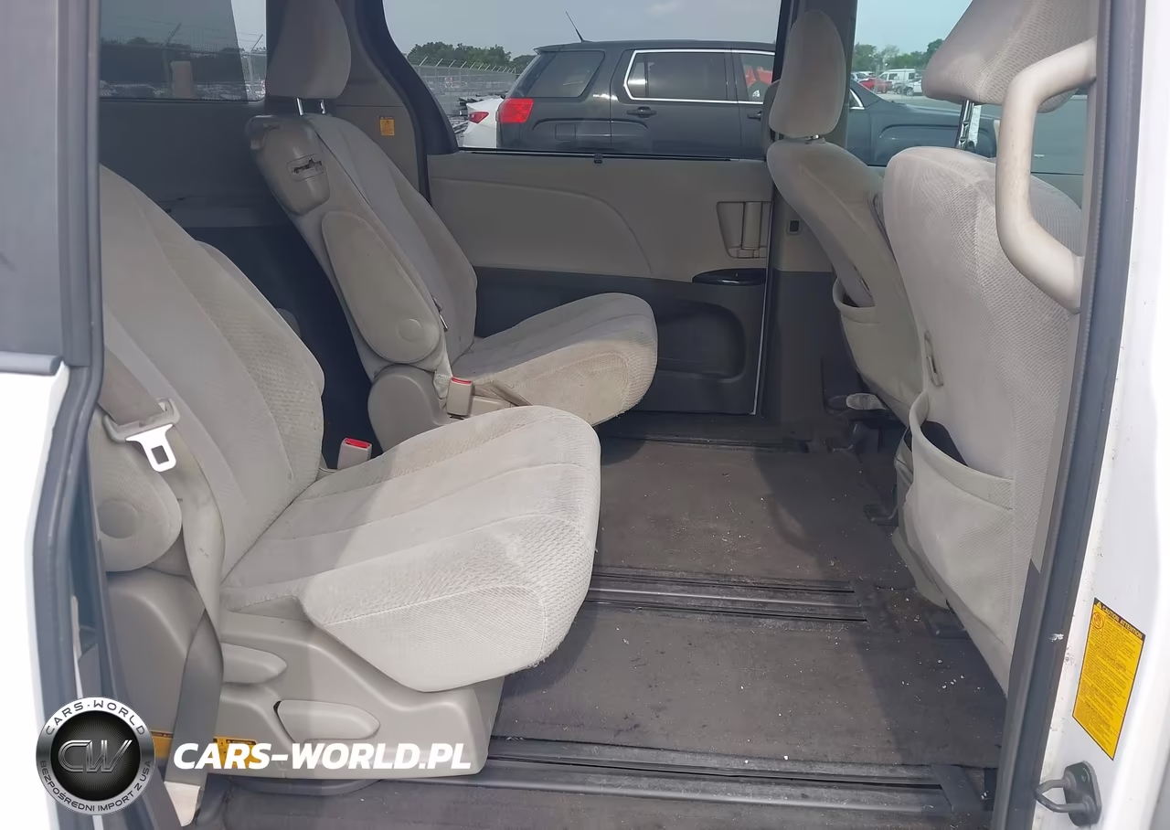 2013 Toyota Sienna Le V6 8 Passenger VIN:5TDKK3DC0DS319250 - 8