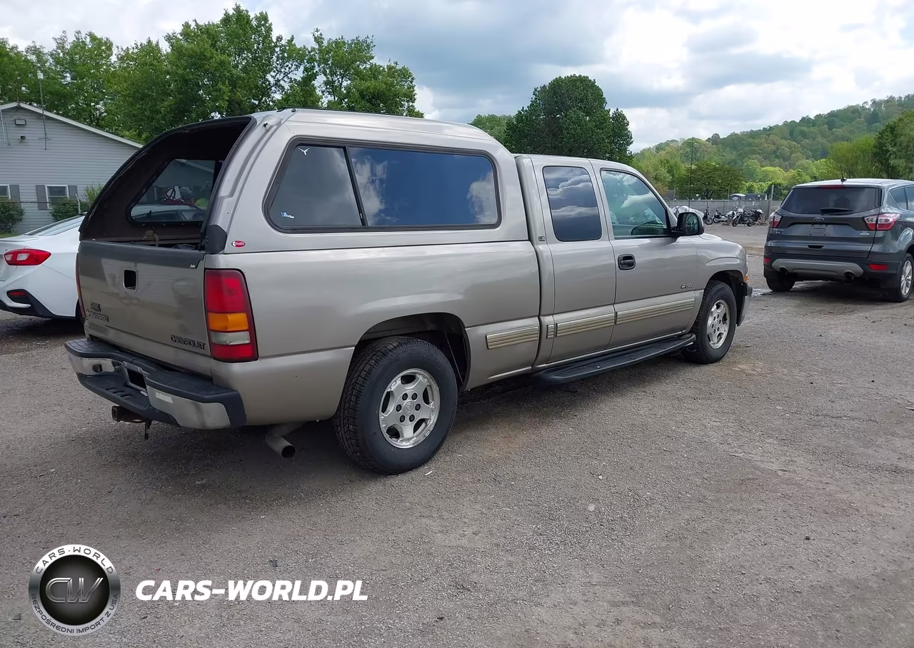 2002 Chevrolet Silverado 1500 Ls VIN:2GCEC19V821229695 - 4