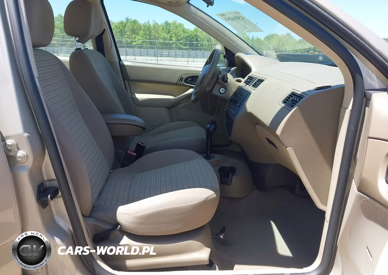 2006 Ford Focus Zx4 VIN:1FAHP34NX6W178953 - 5