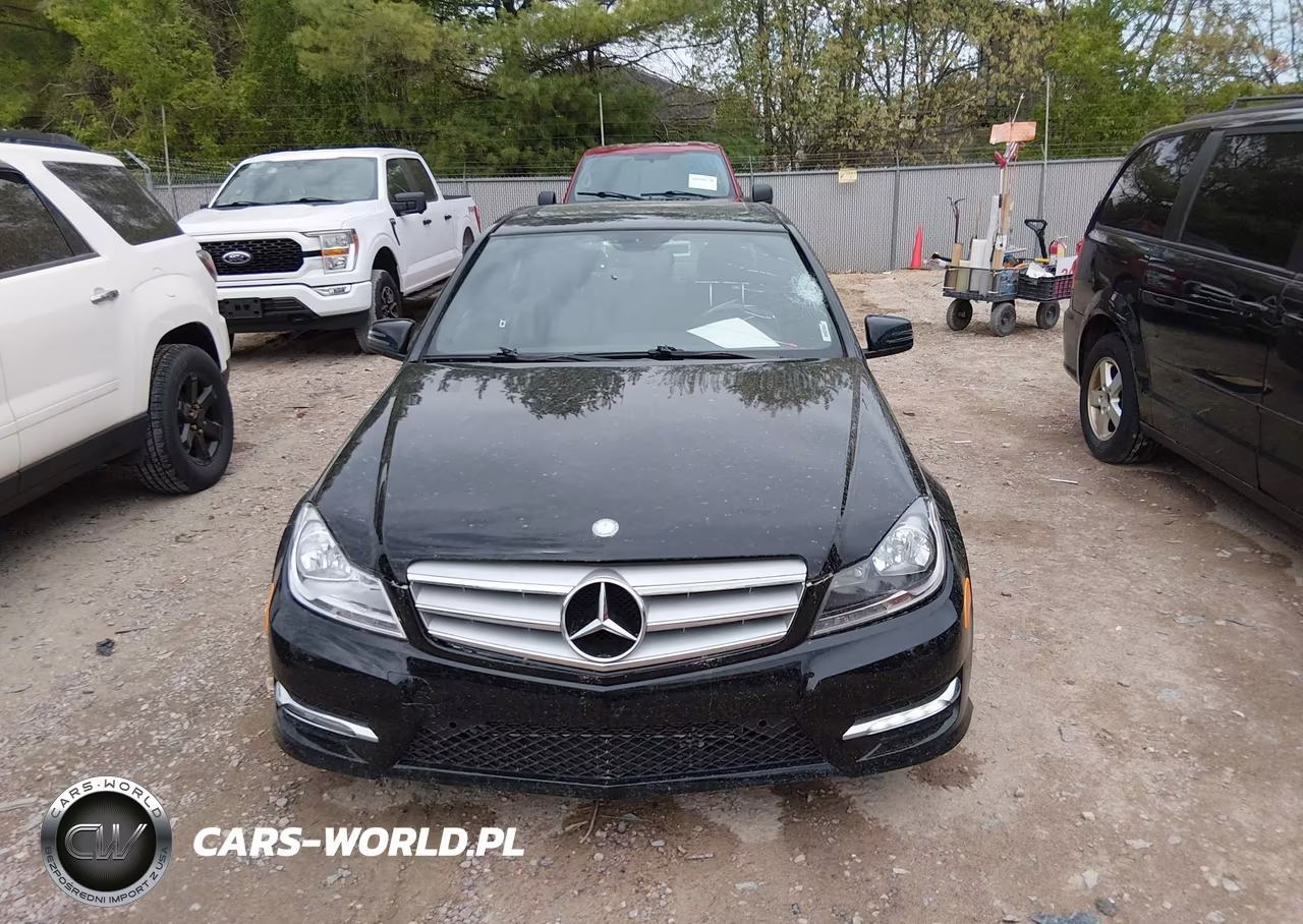 2013 Mercedes-Benz C 300 Sport 4Matic VIN:WDDGF8AB3DR241344 - 12
