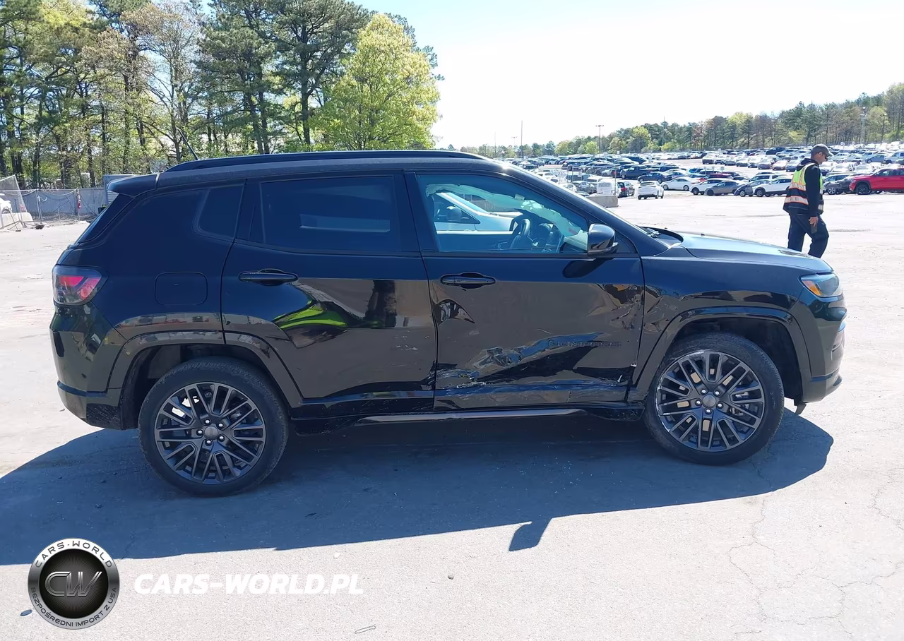 2023 Jeep Compass High Altitude 4X4 VIN:3C4NJDCNXPT559716 - 13