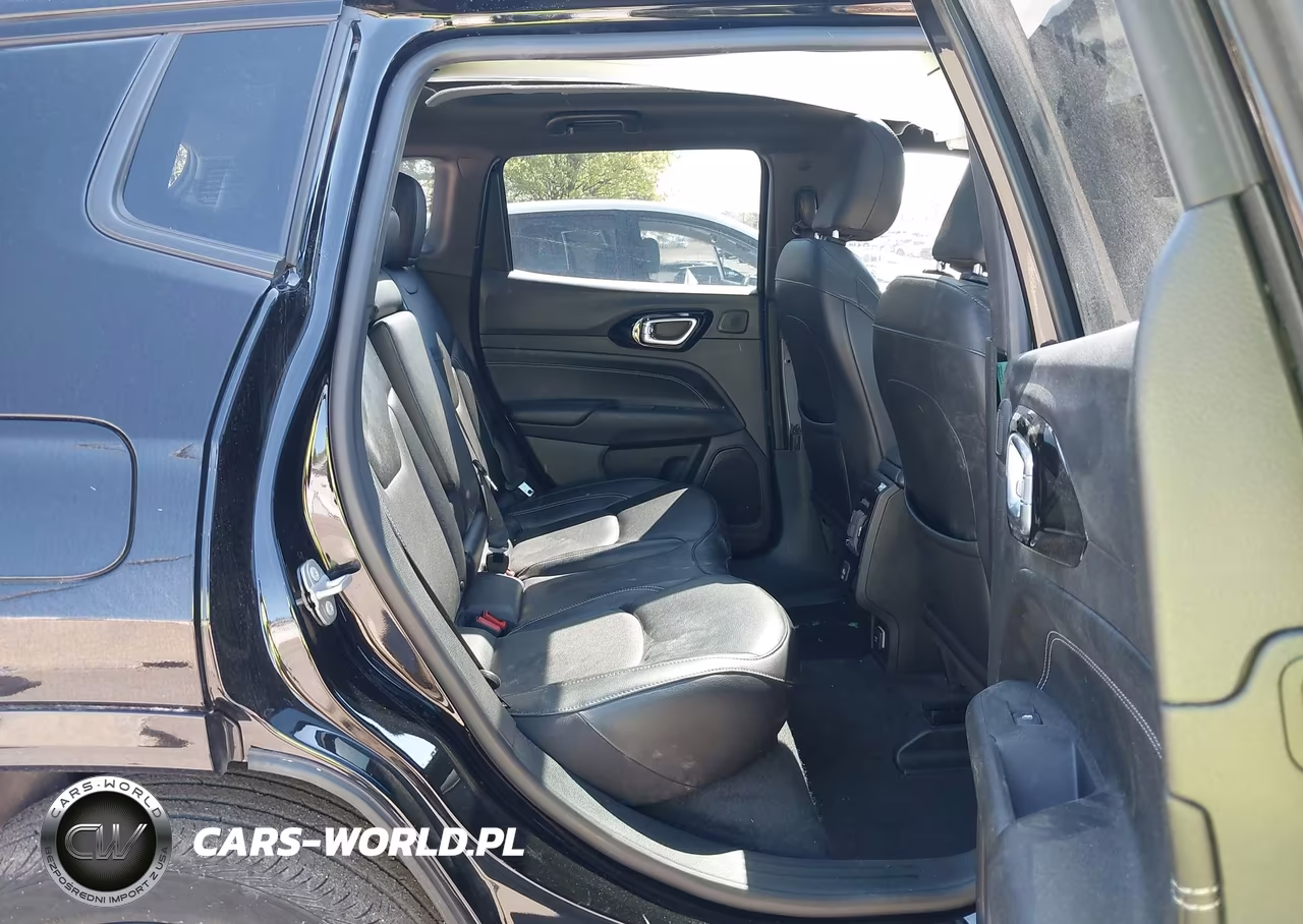 2023 Jeep Compass High Altitude 4X4 VIN:3C4NJDCNXPT559716 - 8