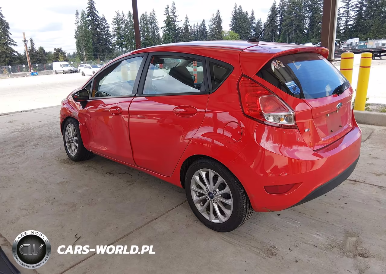 2014 Ford Fiesta Se VIN:3FADP4EJXEM183424 - 3
