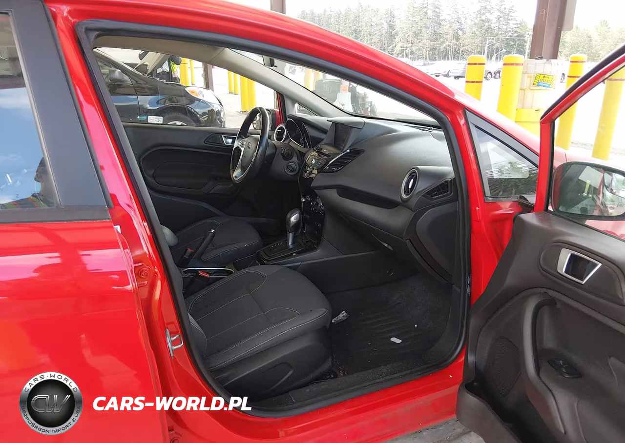 2014 Ford Fiesta Se VIN:3FADP4EJXEM183424 - 5