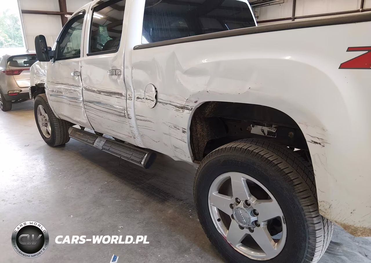 2011 GMC Sierra 2500Hd Denali VIN:1GT125C89BF165770 - 20