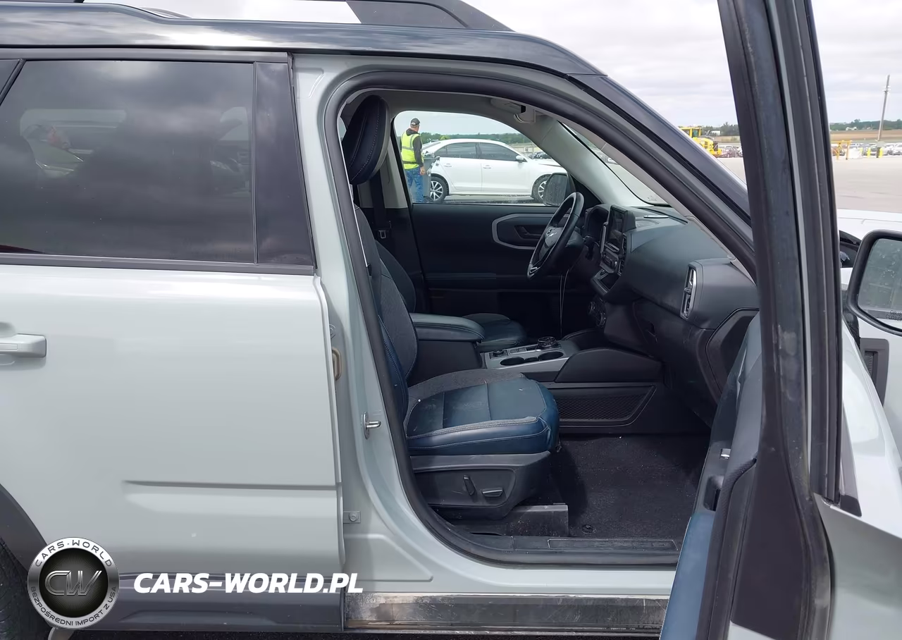 2021 Ford Bronco Sport Outer Banks VIN:3FMCR9C69MRA37797 - 5