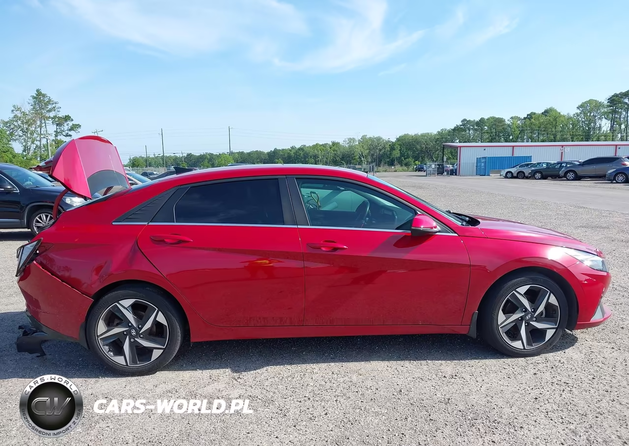 2022 Hyundai Elantra Limited VIN:KMHLP4AG8NU360186 - 13