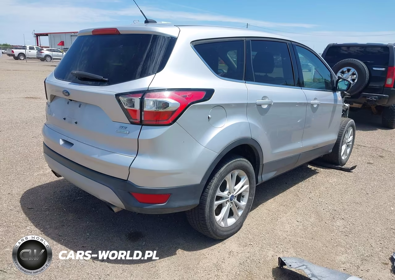 2017 Ford Escape Se VIN:1FMCU0GD9HUD19388 - 4