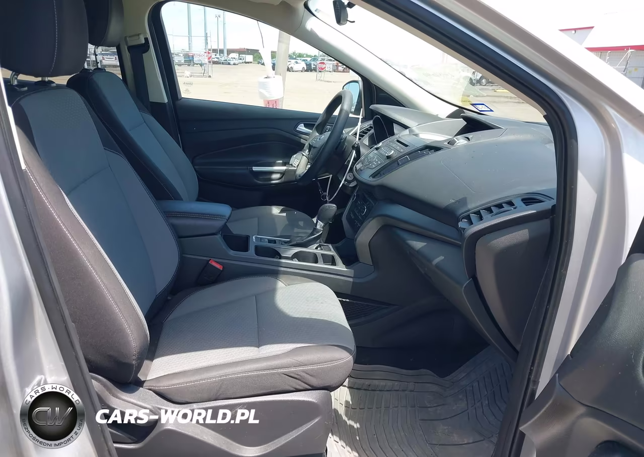 2017 Ford Escape Se VIN:1FMCU0GD9HUD19388 - 5