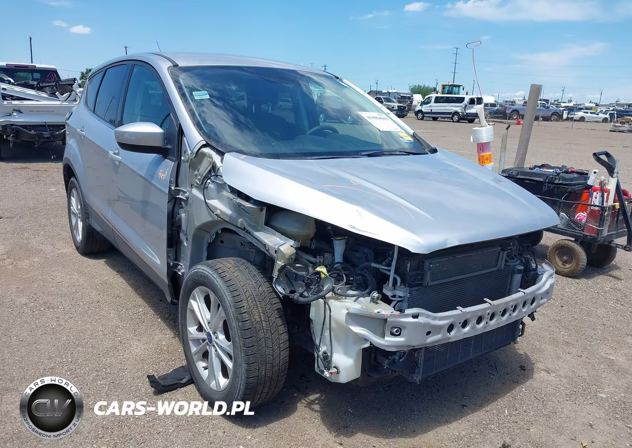 2017 Ford Escape Se VIN:1FMCU0GD9HUD19388 - 6