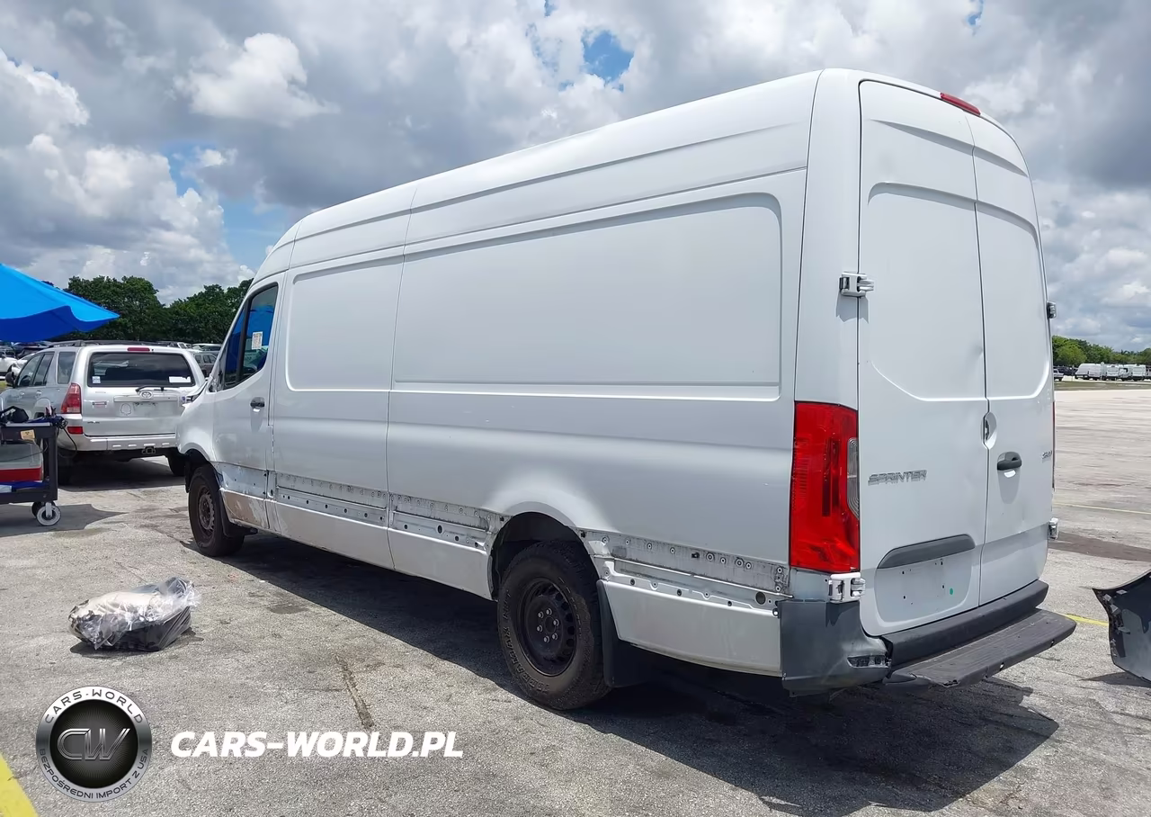 2021 Mercedes-Benz Sprinter 2500 High Roof I4 VIN:W1Y40CHY5MT061664 - 3