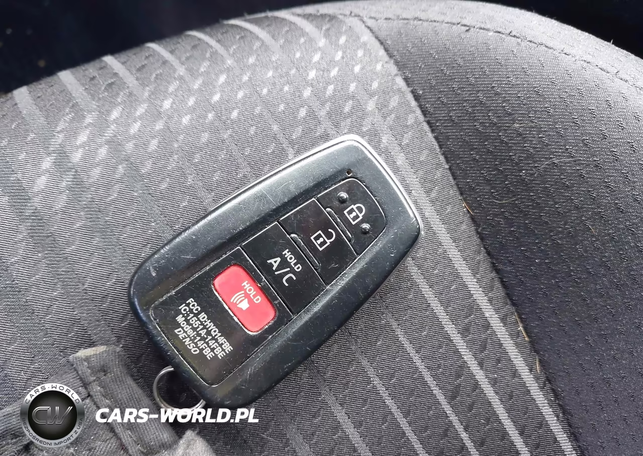 2020 Toyota Prius Prime Le VIN:JTDKARFP9L3129680 - 11