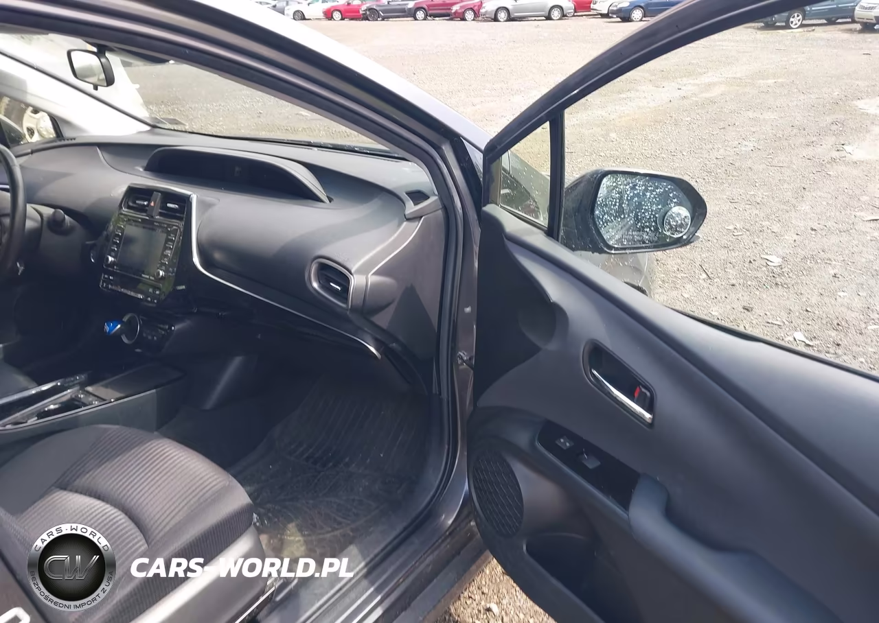 2020 Toyota Prius Prime Le VIN:JTDKARFP9L3129680 - 5