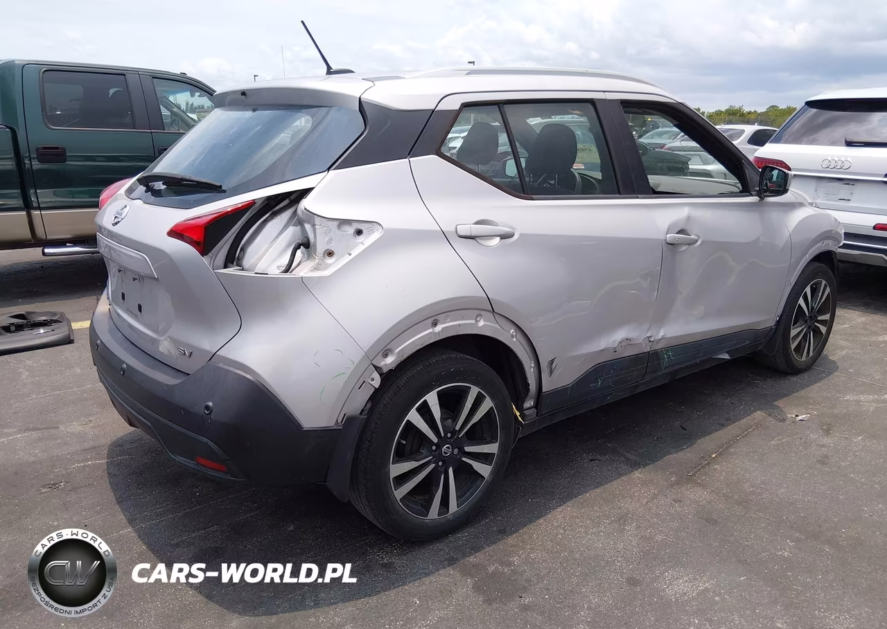 2020 Nissan Kicks Sv Xtronic Cvt VIN:3N1CP5CV5LL564444 - 4