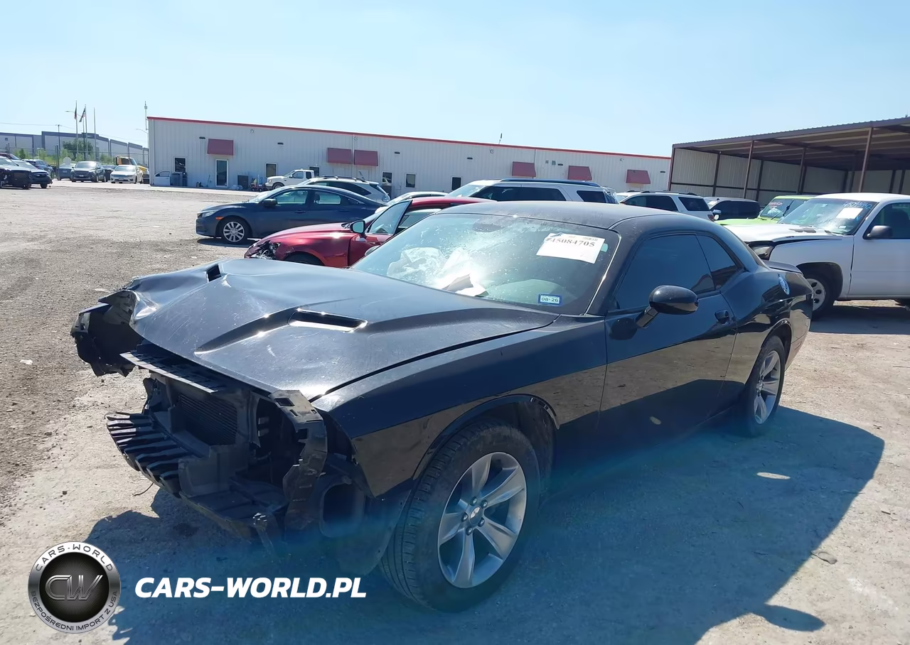 2018 Dodge Challenger Sxt VIN:2C3CDZAG4JH245404 - 2