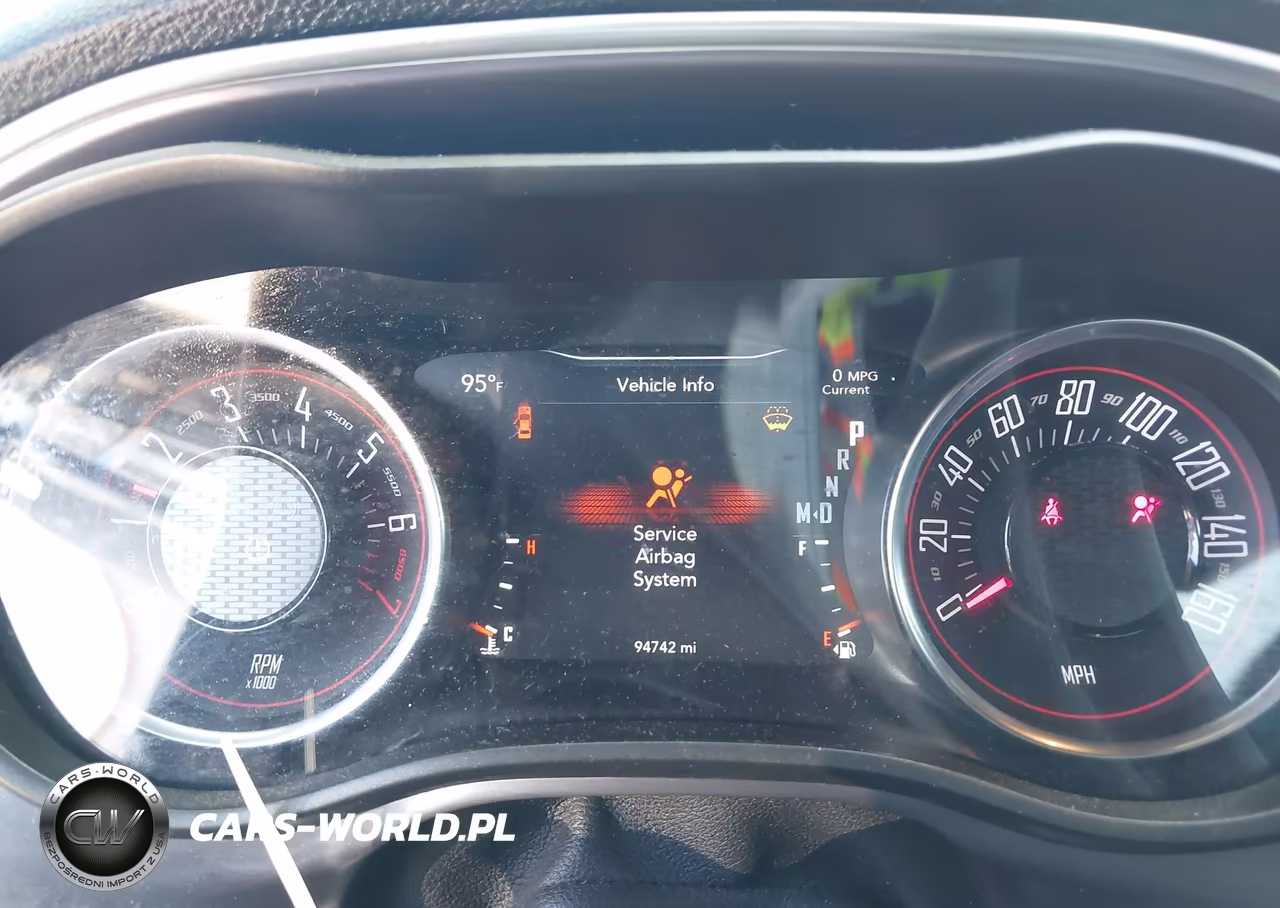 2018 Dodge Challenger Sxt VIN:2C3CDZAG4JH245404 - 7